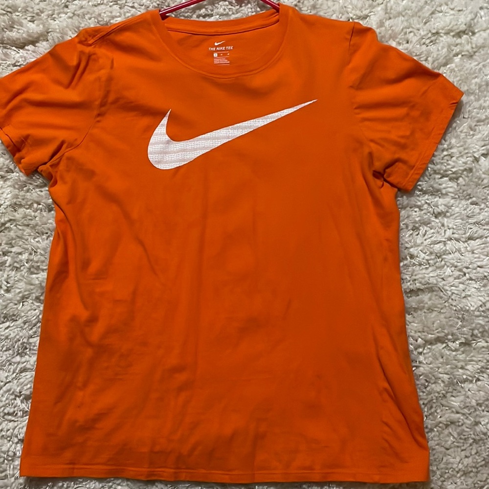Nike t-shirt